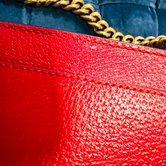 Gucci Red Shoulder/Messanger Bag - Picture 10 of 13